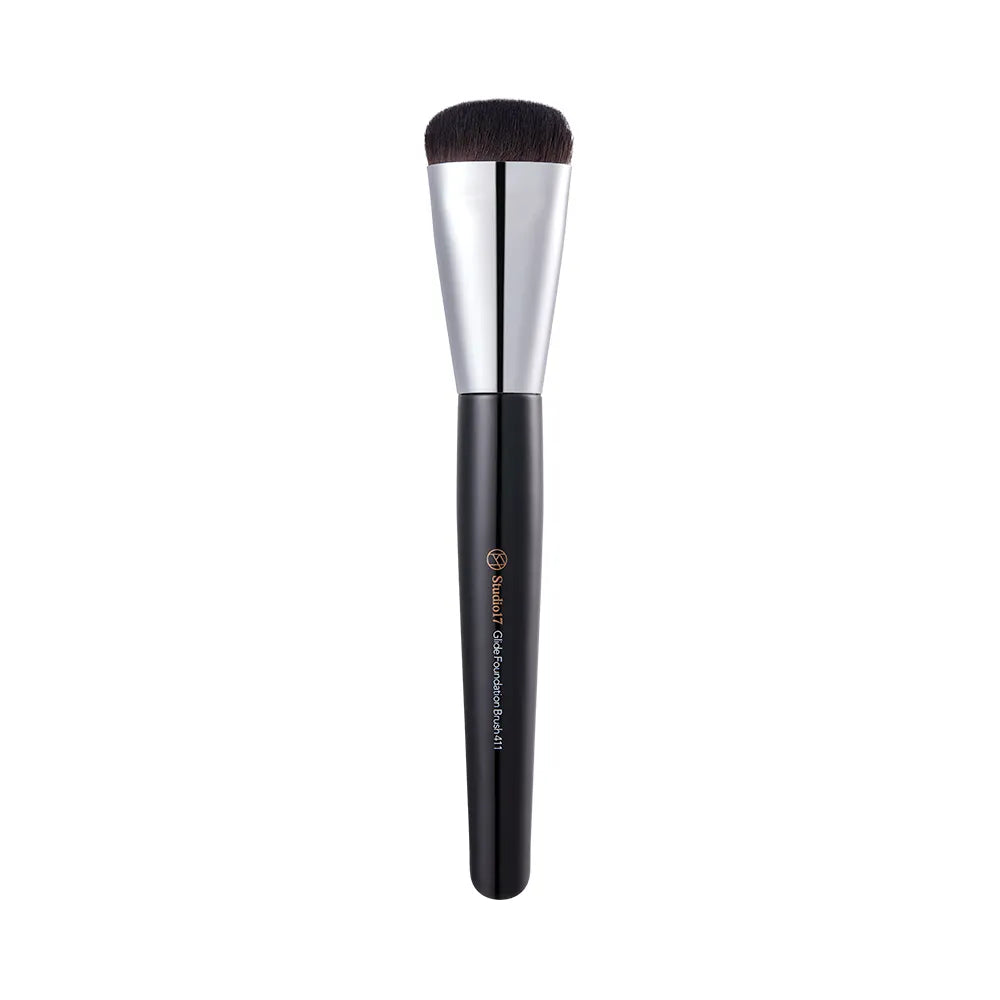 [STUDIO 17] Glide foundation brush 411